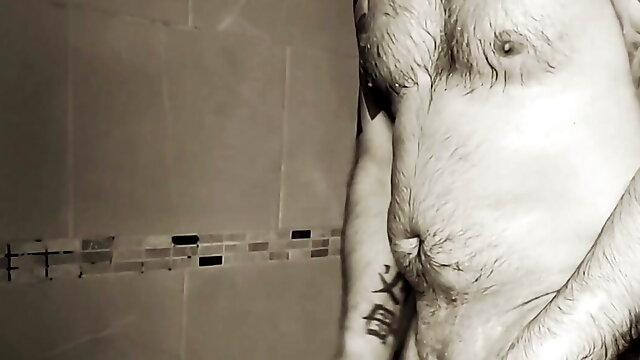 Gay Shower Voyeur