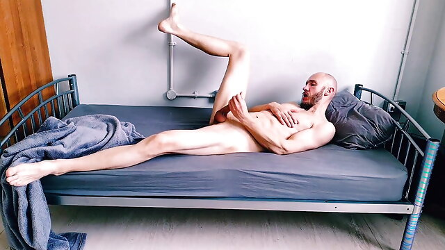 Morning warm-up of a long-legged gay whore