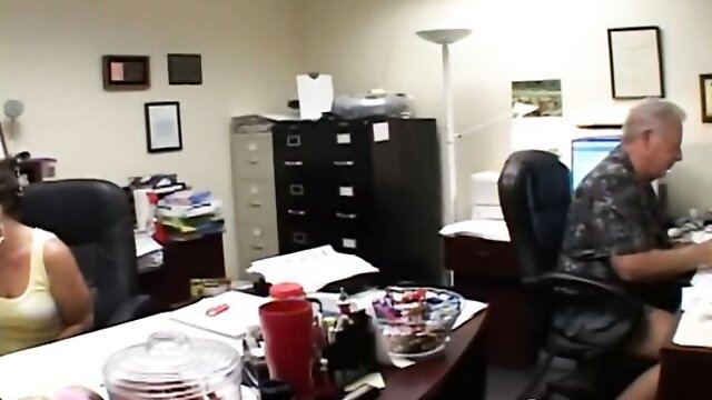 Sexual bird - threesome movie - Love Home Porn