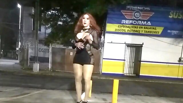 Crossdresser Public