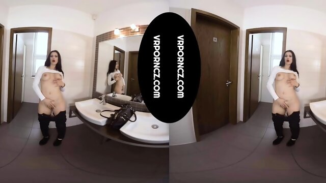 VR - Meeting in bathroom