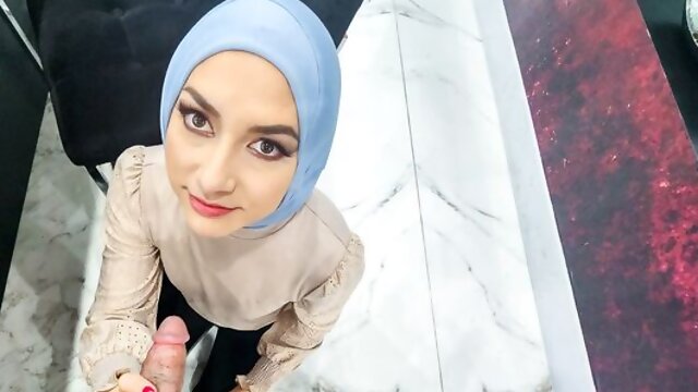 Babe in a white hijab Isabel Love gets fucked in the doggy style