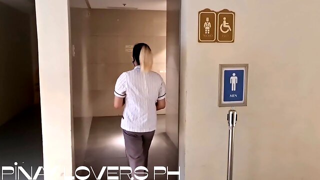 Horny Pinay Teacher fuck in mall public restroom