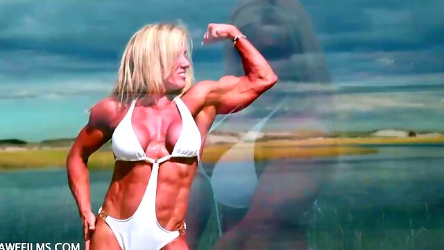 Female bodybuilder milf bonnie papas