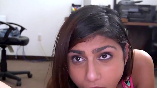 MIA KHALIFA - Casting Video: Do You Think She Has What It Takes?