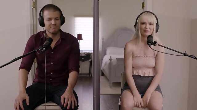 Blonde Babe Lilly Bell Loves Getting Eaten Out By Her Blind Date P1