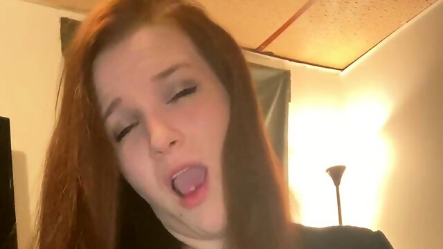 Tabbybbby making up for wet wednesday squirting while