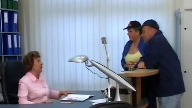 German Amateur Sex From The 90s With Cock-hungry Stepsisters And Stepmothers