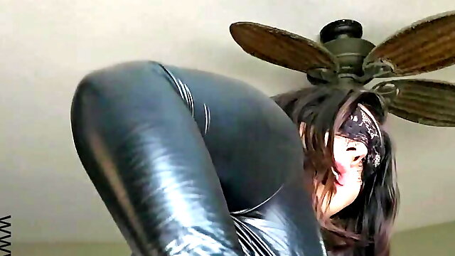 Catsuit, JOI