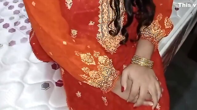 Horny Fucks Gorgeous Newly Married Bhabhi - Devar Bhabhi