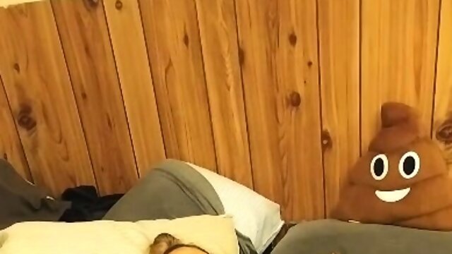 Terribleporn ms e plays with herself before i do premium