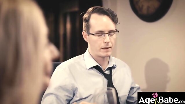 Justin Takes Pussy To The Height Of Ecstacy - Nina S