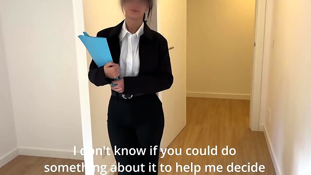 A lustful real estate agent gave me an unforgettable blowjob in my new home.