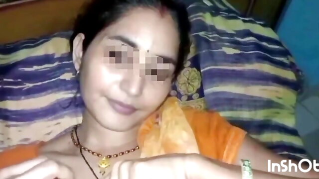 The plumber who came to repair the house lured the sister-in-law in his sweet talk and fucked her , Lalita bhabhi sex video 