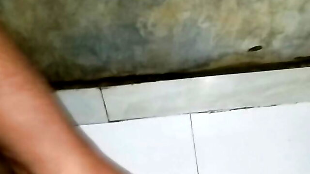 Desi Horny Boy Doing Masturbation With His Huge Cock in Toilet And Huge Cum