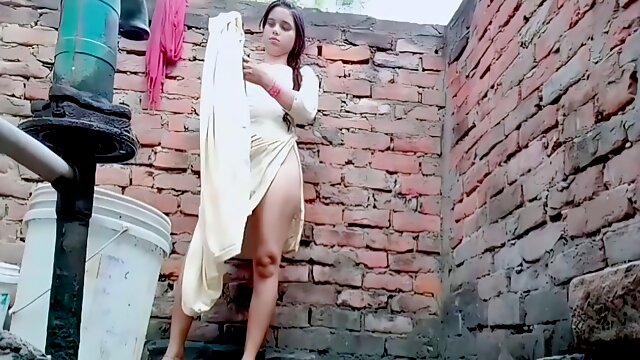 Masturbation Indian, Indian Old And Young, Indian Girl Solo, Long Hair, Shower