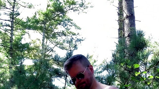 Gay In The Wood