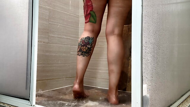 FOOT WORSHIP - Foot Shower, Shave & Red Nails