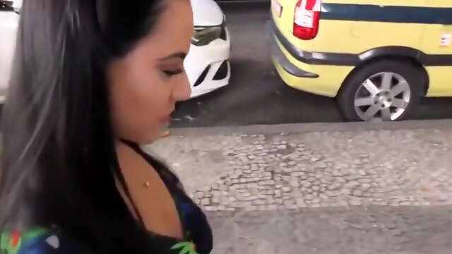 Um Belo Gangbang Com Uma Bela Mulher Brasileira