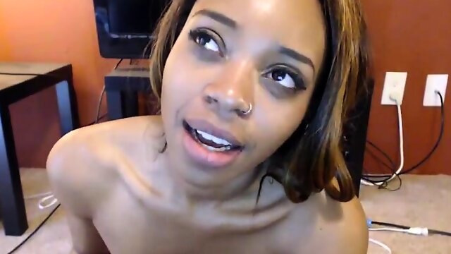 Amateur ebony Nela masturbates and screams