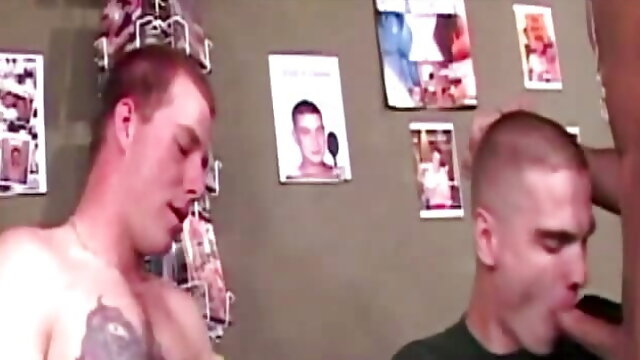Gay Amateurs Walking