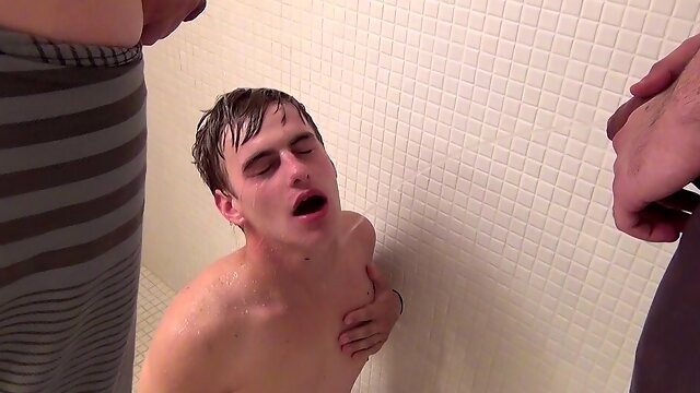 Noah Brooks DRENCHED- 5 Guy Piss Orgy - Noah, Preston, Wesley, Riley, & Michael