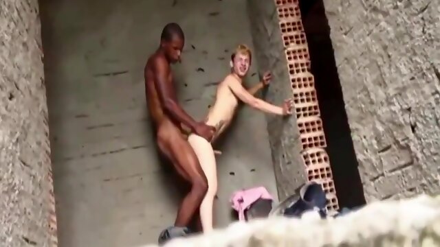 Riu Melo In Fui Amarrado Por Esse Preto Pirocudo 7 Min