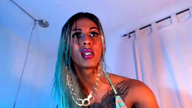 Red-hot black transsexual With Big Cock Cumming On Webcam -SiNNE-