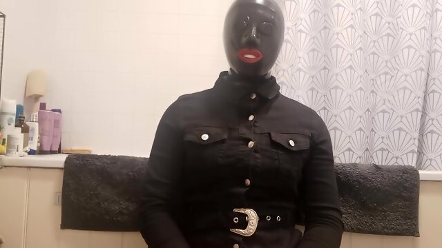 Gagged Rubber