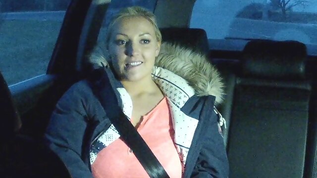 Krystal Swift, Taxi