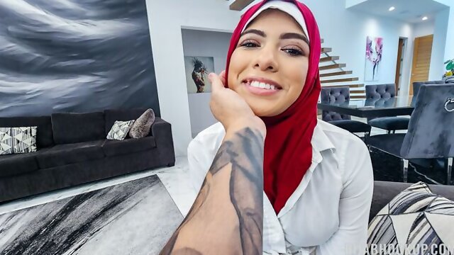 Reyna Belles missionary smut by Hijab Hookup