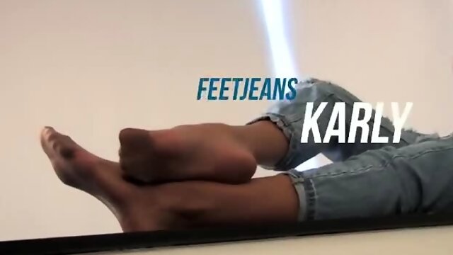 Feet Jeans - She will ask you to suck her long toes