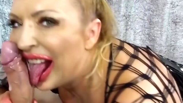 Misty McKaine horny mommy porn video