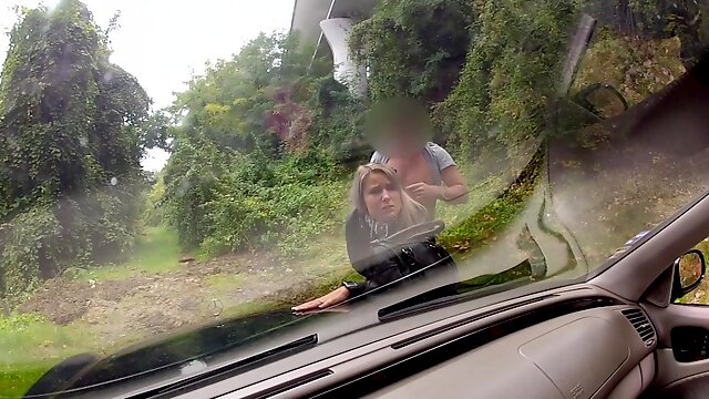 Große Titten Im Wald