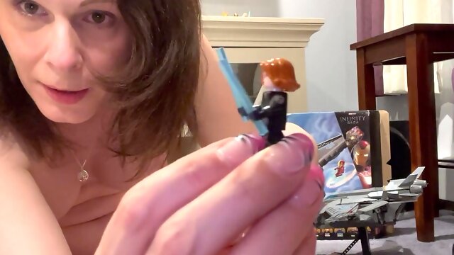 Naked Lego Review - Marvel Avengers Quinn Jet