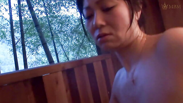 M630G07 SEX with a mature woman in an open -air bath! A mature woman and a rich SEX in a mountainous hot spring!