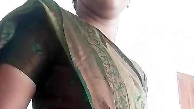 Saree Aunty, Tamil Big Aunty, Indian Saree, Indian Hairy, Strip