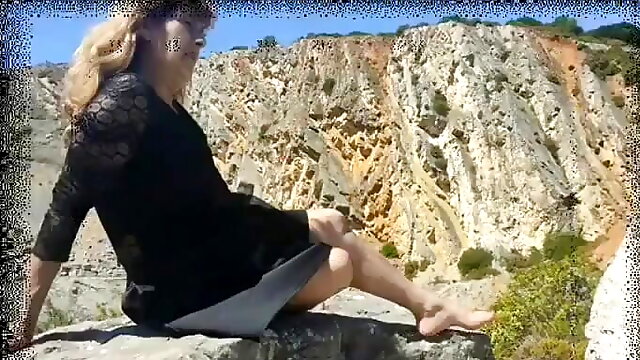 Foot Worship and Blowjob Outdoor