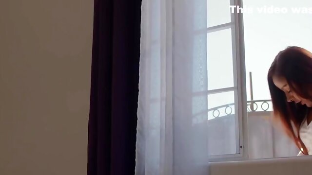 Vanna Bardot - Petite Babe Fucks Her Hot Blind Date