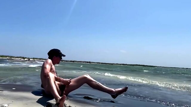 Beach Gay Amateur