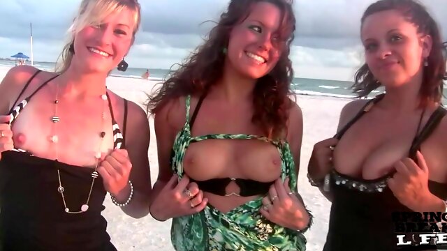 Girls Flashing on Vacation Treasure Island Florida