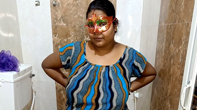 Desi Indian Shower, Big Ass Shower, Pissing Desi, Big Tits, Bathroom, Housewife