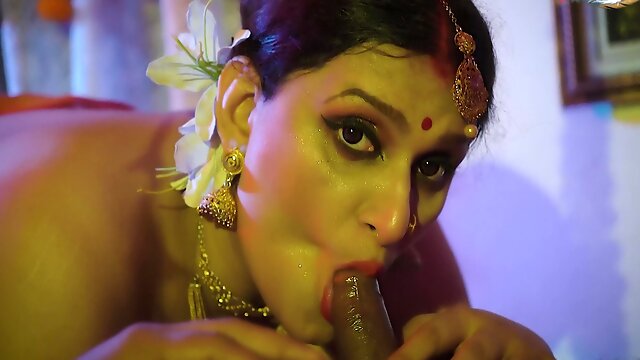 Mallu Vargabi Bhabhi 1st Weeding Night With Her Servent And Anal Sex
