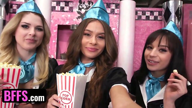 Aria Valencia, Riley Reign & Nicole Aria go wild for a juicy tip - BFFS!