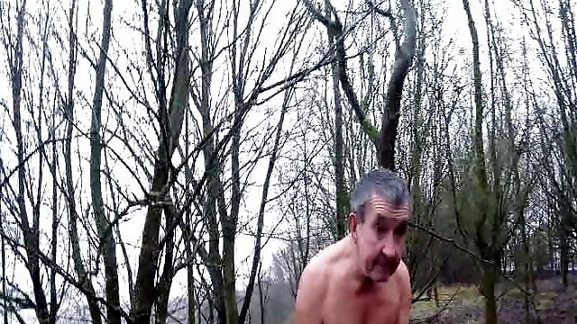 Solo Gays Outdoor Cumshot