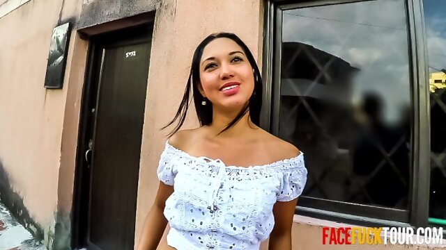 Bidie-ins big cock porn by Face Fuck Tour