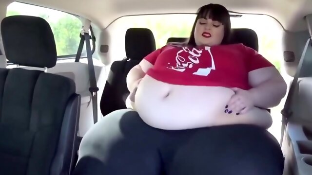 Juicy Jackie In Ssbbw Too Big For The Car