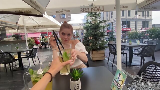 Strapon Public Teen Lesbians