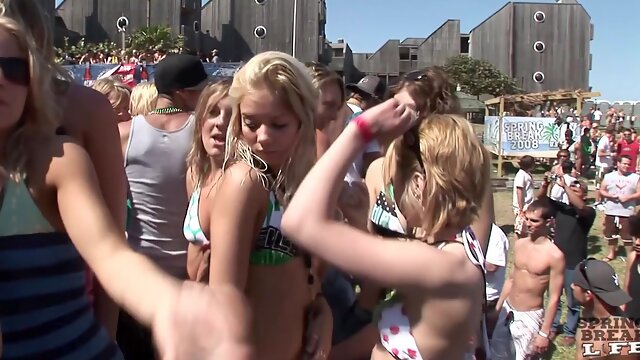 Bikini Dance Party During Spring Break South Padre Texas Hot Girls Flashing Tits And Shaking Asses