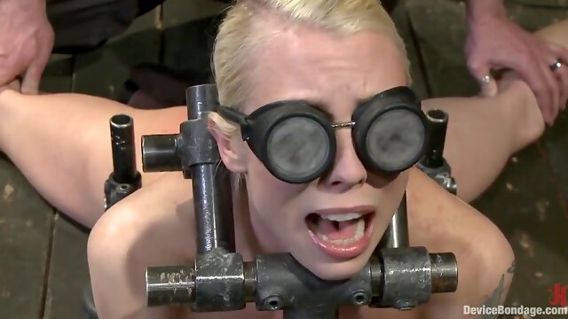 Whipping Tits, Device, Lorelei Lee Fetish, Bondage Whipping, BDSM